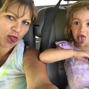 Meet your Posher, Dawna